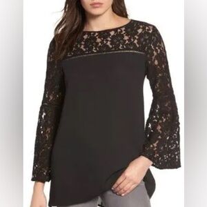 Halogen lace detail black tunic, wide sleeves, top -great condition super cute